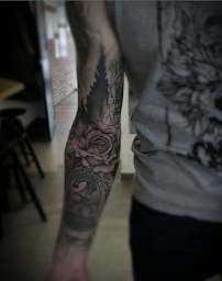 Photo n°23 de INSIDE TATTOO - Salon de Tatouage à Rouen à Rouen (Tatoueur)