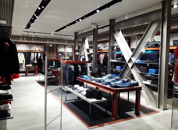 Armani exchange ул земляной вал 33 фото