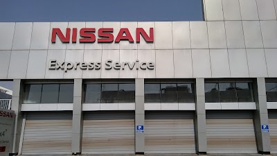 Photos of Nissan SUV Service - Al Babtain