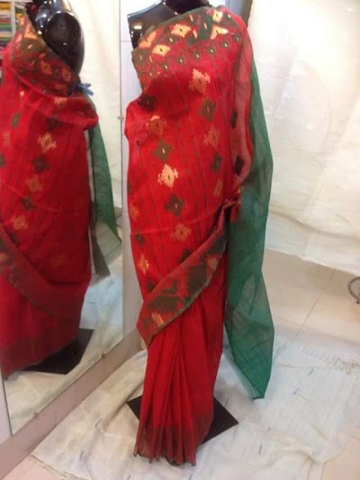Photos of Dhakaiaa Jamdani