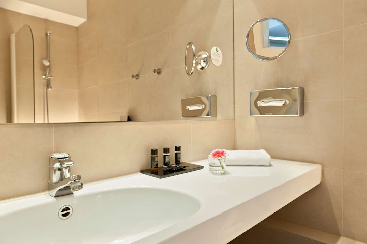 Wyndham Berlin Excelsior by null