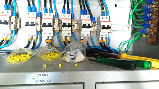 Eletricista Walison Feitosa ( instalações elétricas , Predial , Residencial e outros )