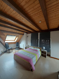 Photo n°2 de Chambre d'hôtes Villa des Perrayes à Ternuay-Melay-et-Saint-Hilaire (Terrain pour camping-cars)