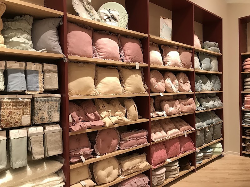 THREEPPY イオンモール高岡店