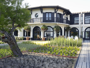 Photo n°27 de Hôtel Restaurant La Co(o)rniche à La Teste-de-Buch (Bar lounge)