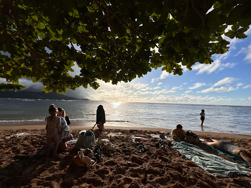 Aloha Babysit - Thumbnail