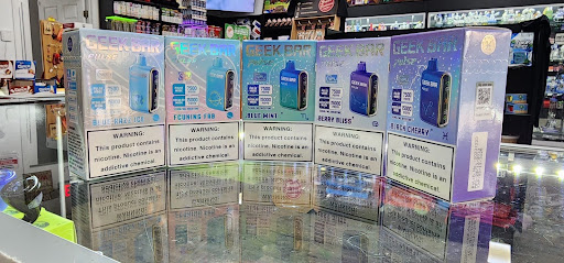Aloha Smoke Shop #1 - Thumbnail