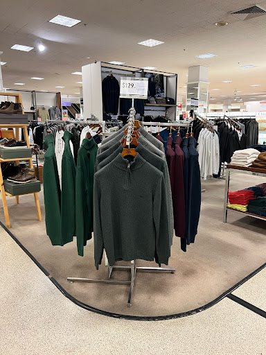 Rodd & Gunn - (Myer Wagga Wagga) - Thumbnail
