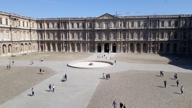 Cour Carrée