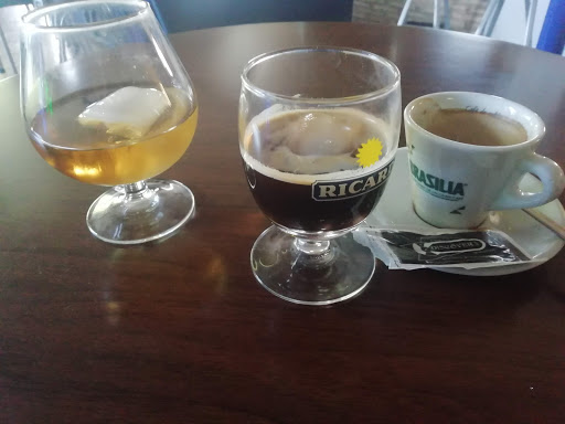 Discovery café pub - Thumbnail