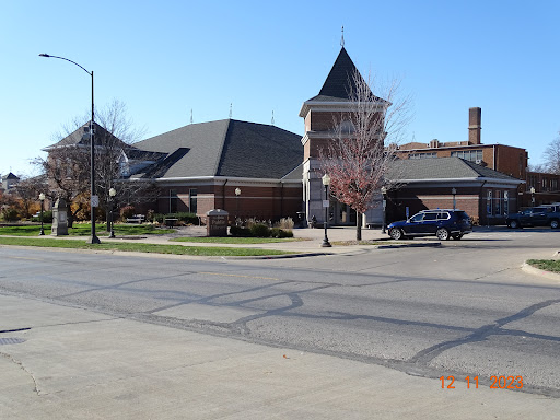 Pella Public Library - Thumbnail