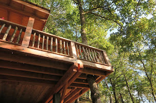 Photo n°4 de Cabanes dans les Arbres : La Guinguette à Singles (Hôtel)