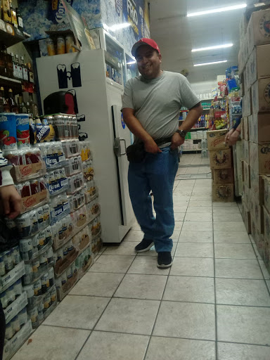 Vinos y Licores El Poyo