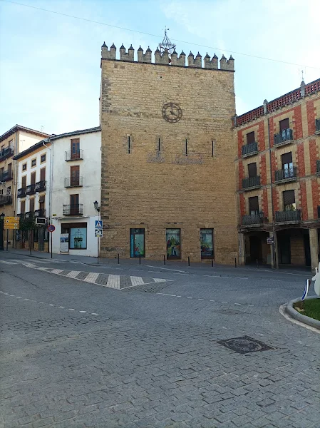 Aliatares Tower photo