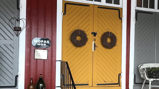 Mofas Hus - Visual