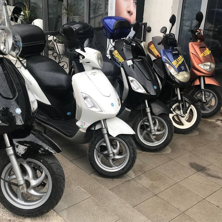 moronic dynamisk inaktive Rent a scooter DANG - Scooter Rental Service in Split