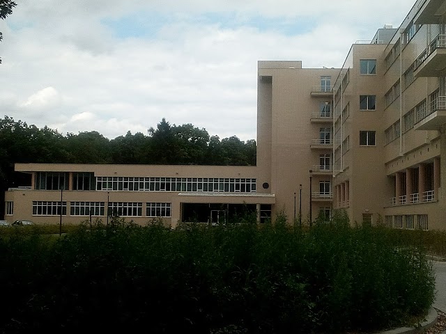 TOMBEEK Sanatorium