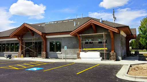 Paramount Animal Care - Thumbnail