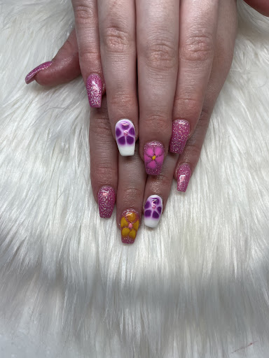 Bavi Nails - Thumbnail