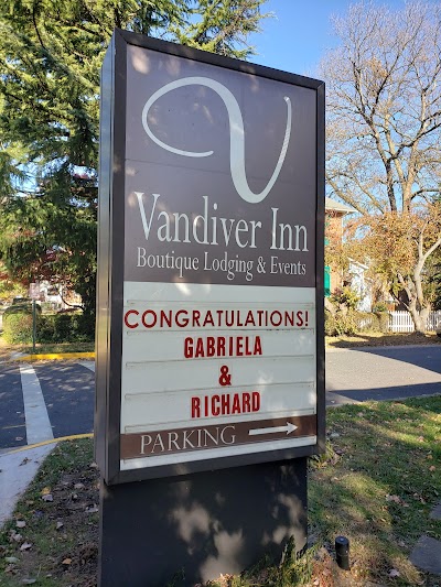 Vandiver Inn