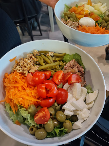 Caffetteria Enoteca con Cucina Tòma