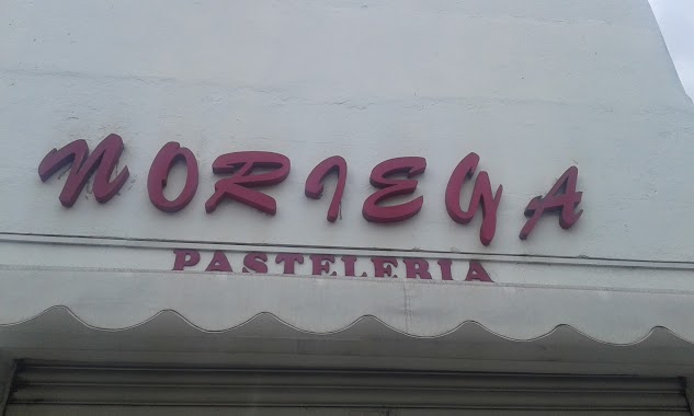 Panadería y Confitería Noriega, Author: Vanee Vera