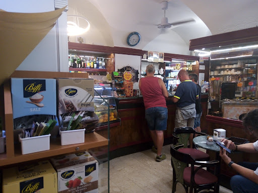 Jole's bar - Visual