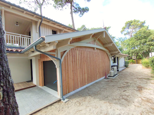 Photo de IBA Construction Bois - Couvreur &amp; Charpentier à Lormont (33310)