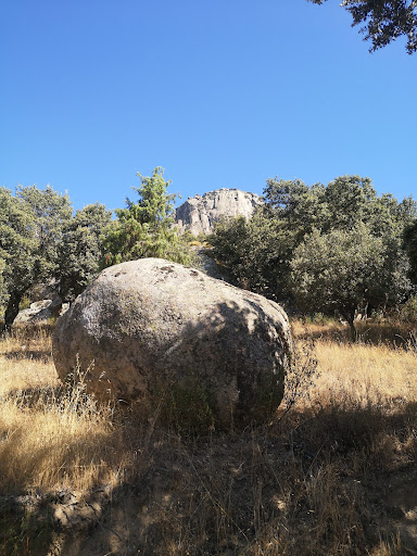 Beginning road to Pico de la Miel - Thumbnail