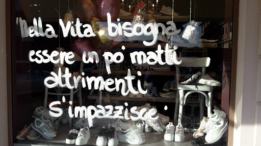 Momax Calzature - Thumbnail