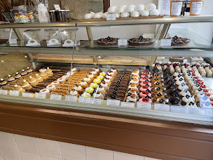 Photo n°1 de Xs boulangerie patisserie chocolaterie à Le Pin (Boulangerie)