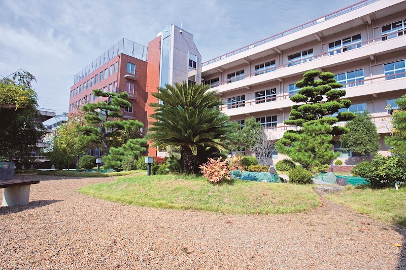 京都光華女子大学