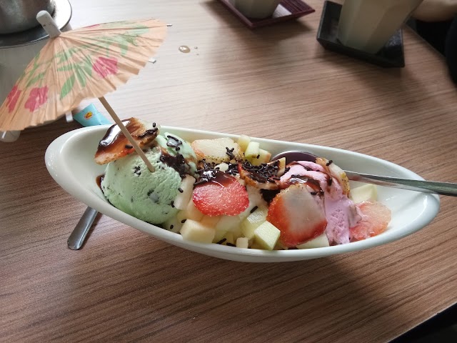 Oasis Cafe