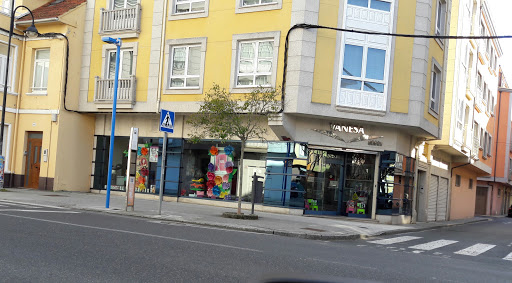 Vanesa Estilistas - Spain