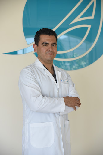 Dr Christian Ricardo Garcia Vallarta TRAUMATOLOGIA Y ORTOPEDIA - Thumbnail
