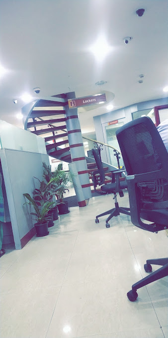 Af1qipnr08zpijrlhael0fm5rlcuebtc6gyn2xswzgqa=s677 K No