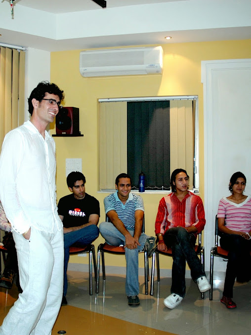 Af1qipnr0h9fn8isugarclhcrraax46yo2bwcby3oocs=s677 K No