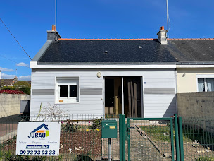 Photo n°19 de Jubau & Fils Artisan peintre ravalement façade demoussage hydrofuge toiture couverture 44 à La Chapelle-des-Marais (Couvreur)