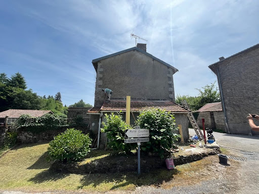 Photo de Artisan SL - Couvreur en Creuse - Rénovation générale à Bussière-Dunoise (23320)