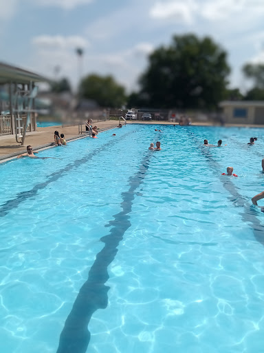 Batesville Memorial Pool - Thumbnail