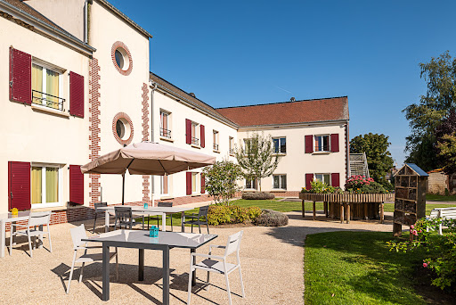 Photo de Maison de Retraite La Closerie des Tilleuls à Angicourt (60940)