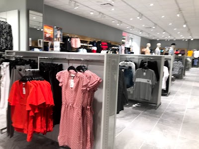 H&M