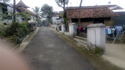 Photos of Stones Bengkel