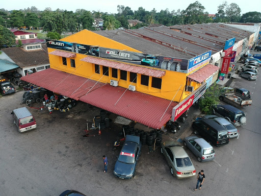 Hup Seng tyres & service centre