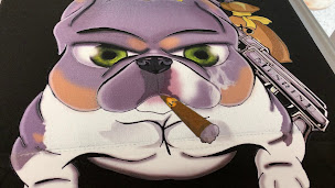 Photo n°2 de BULLY FACTORY Désign à Cournonterral (Magasin de vêtements)