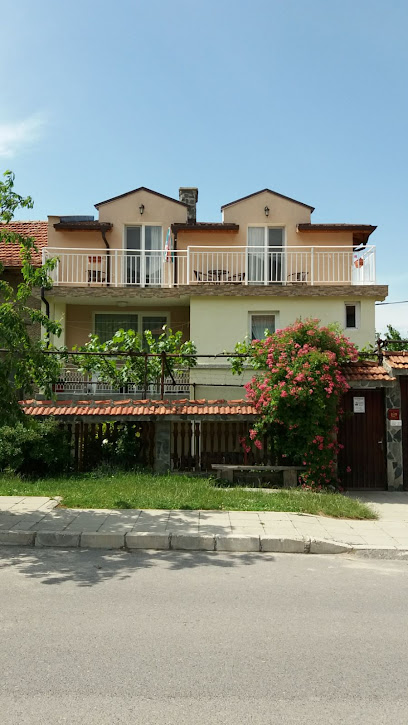 Къща за гости „Дани Дрийм“