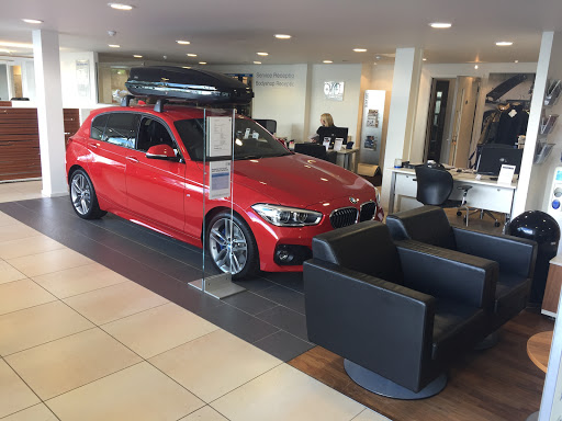 Douglas Park BMW Stirling - Thumbnail