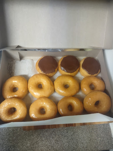 Coliseum Donuts - Thumbnail