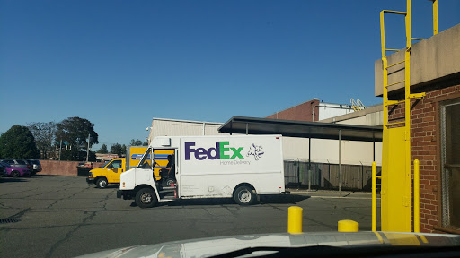FedEx Home Delivery - Thumbnail