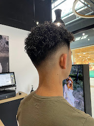 Photo n°13 de mod's hair à Villebon-sur-Yvette (Salon de coiffure)